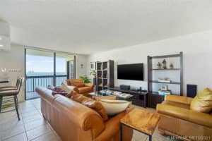 2333 Brickell Ave, Miami, FL 33129, Sold 12/29/21