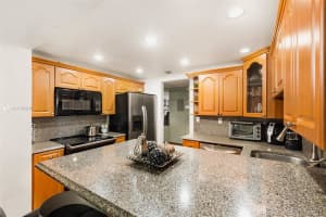 11111 Biscayne Blvd #3b, Miami, FL 33181, Sold 06/13/22