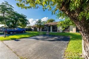 4712 SW 136th Pl, Miami, FL 33175, Sold 11/24/21