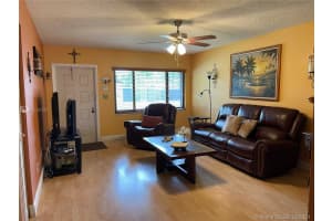4712 SW 136th Pl, Miami, FL 33175, Sold 11/24/21