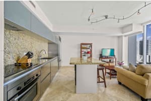 1040 Biscayne Blvd, Miami, FL 33132, Sold 03/11/22
