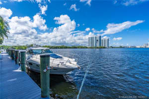 16546 NE 26th Ave #3g, North Miami Beach, FL 33160, Sold 04/29/22