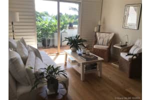 1610 Lenox Ave, Miami Beach, FL 33139, Sold 02/01/22