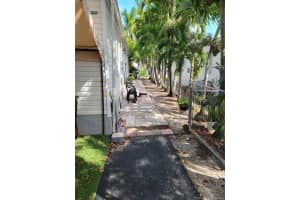 19800 SW 180th Ave LOT 335, Miami, FL 33187, Sold 12/14/21