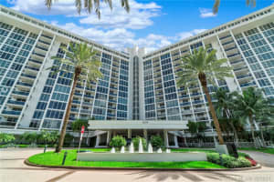 Harbour House, 10275 Collins Ave, Bal Harbour, FL 33154, Sold 07/15/22
