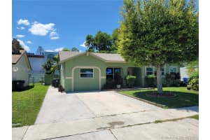 8306 SW 20th St, North Lauderdale, FL 33068, Sold 11/05/21