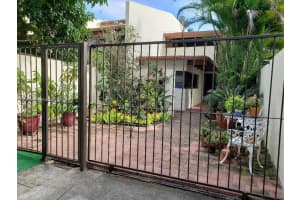 7609 SW 105th Ave, Miami, FL 33173, Sold 12/16/21