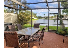 7609 SW 105th Ave, Miami, FL 33173, Sold 12/16/21