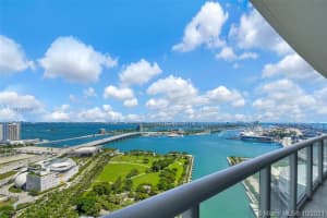 888 Biscayne Blvd, Miami, FL 33132, Sold 11/12/21