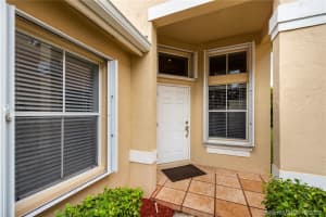 650 Stanton Dr, Weston, FL 33326, Sold 12/07/21
