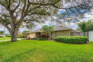 11914 Hemlock St, Palm Beach Gardens, FL 33410, Sold 11/08/21