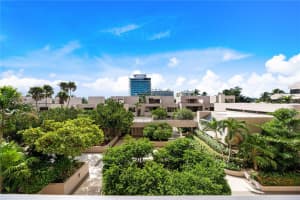 201 Crandon Blvd, Key Biscayne, FL 33149, Sold 01/07/22