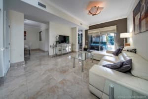 21218 NE 31st Pl, Aventura, FL 33180, Sold 12/24/21