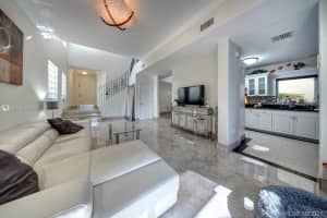 21218 NE 31st Pl, Aventura, FL 33180, Sold 12/24/21