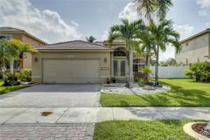20557 SW 2nd St, Pembroke Pines, FL 33029, Sold 11/22/21