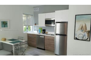 1560 Meridian Ave, Miami Beach, FL 33139, Sold 04/04/22