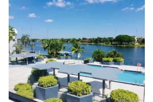 877 NE 195th St, Miami, FL 33179, Sold 11/09/21