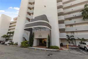 1650 NE 115th St, Miami, FL 33181, Sold 12/31/21
