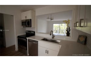 400 NE 14th Ave, Hallandale Beach, FL 33009, Sold 11/15/21
