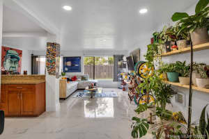 4239 NW 76th Ave, Hollywood, FL 33024, Sold 01/25/22