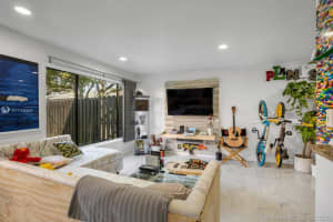 4239 NW 76th Ave, Hollywood, FL 33024, Sold 01/25/22