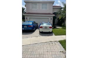 5700 S Sable Cir, Margate, FL 33063, Sold 01/18/22