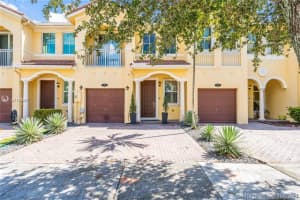 981 SW 149th Ct, Miami, FL 33194, Sold 11/22/21