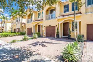 981 SW 149th Ct, Miami, FL 33194, Sold 11/22/21