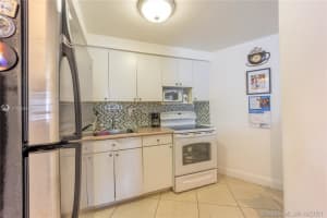 18634 NE 18th Ave, Miami, FL 33179, Sold 05/23/22