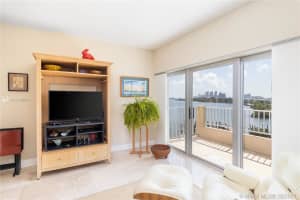880 NE 69th St #7f, Miami, FL 33138, Sold 12/01/21