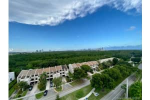 2450 NE 135th St, North Miami, FL 33181, Sold 12/03/21