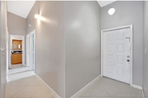 6705 NW 193rd Ln, Hialeah, FL 33015, Sold 11/22/21