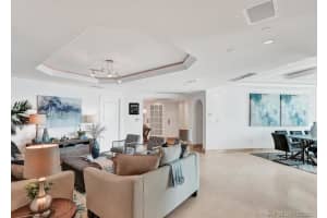 19955 NE 38th Ct, Aventura, FL 33180, Sold 03/25/22