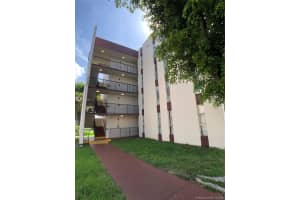 9411 SW 4th St, Miami, FL 33174, Sold 12/09/21