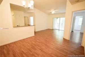 2427 Centergate Dr, Miramar, FL 33025, Sold 01/04/22