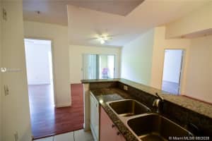 2427 Centergate Dr, Miramar, FL 33025, Sold 01/04/22