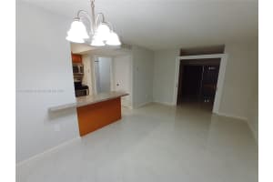 810 SW 129th Pl, Miami, FL 33184, Sold 02/28/22