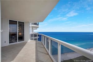 4779 Collins Ave, Miami Beach, FL 33140, Sold 11/30/21