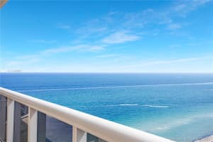 4779 Collins Ave, Miami Beach, FL 33140, Sold 11/30/21