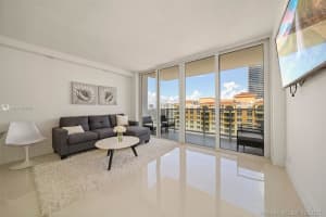3140 S Ocean Dr, Hallandale Beach, FL 33009, Sold 12/06/21