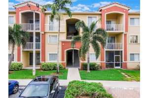 7085 Nova Dr, Davie, FL 33317, Sold 11/19/21