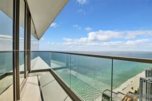 18975 Collins Ave, Sunny Isles Beach, FL 33160, Sold 03/31/22