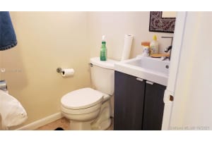 1540 NE 191st St, Miami, FL 33179, Sold 01/31/22