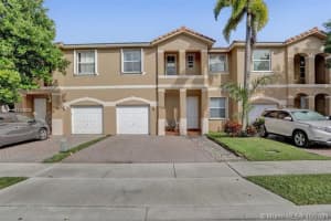 13565 NW 7th St, Pembroke Pines, FL 33028, Sold 11/22/21