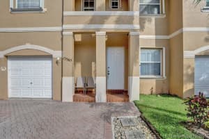13565 NW 7th St, Pembroke Pines, FL 33028, Sold 11/22/21