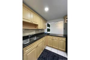 441 NW 109th Ave #5a, Miami, FL 33172, Sold 12/10/21