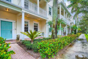 123 E Royal Palm Cir, Jupiter, FL 33458, Sold 11/19/21