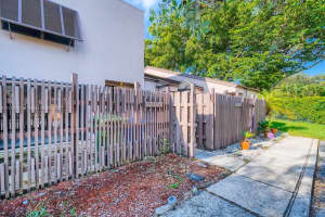 12274 NW 10th St, Pembroke Pines, FL 33026, Sold 12/30/21