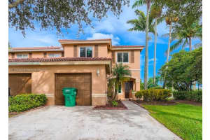5102 Crossing Rocks Ct, Riviera Beach, FL 33407, Sold 11/30/21