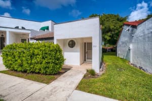 243 NW 36th Ave, Deerfield Beach, FL 33442, Sold 02/07/22